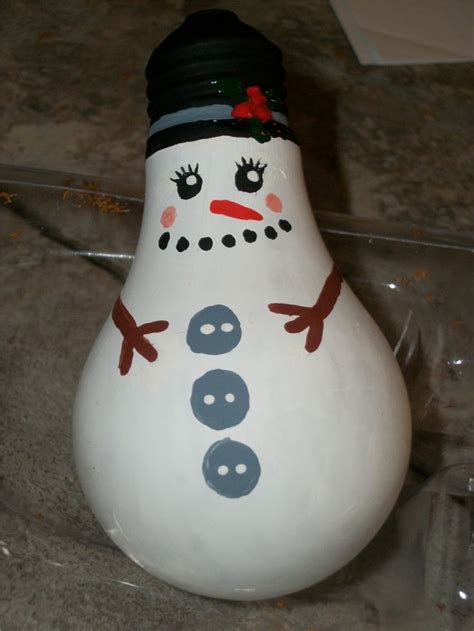 Snowman light bulb | Gift ideas | Pinterest