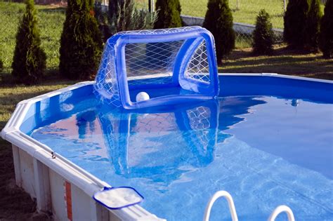 14 Great Above-Ground Swimming Pool Ideas