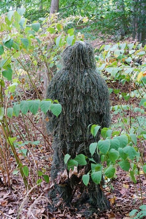 5 Useful Tips to Choose a Perfect Ghillie Suit | Campthunder