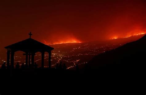 Wildfire spreads on Spain's Tenerife, forcing thousands from homes ...