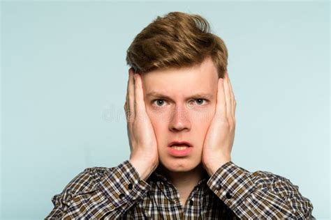 Shocked Puzzled Bewildered Man Holding Head Hands Stock Image - Image of holding, adult: 120773039