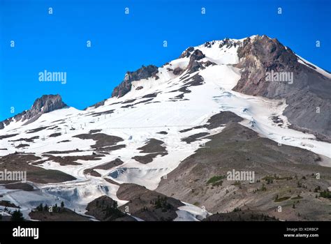 Mount Hood summit, Oregon, USA Stock Photo - Alamy