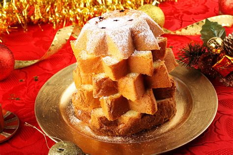 Pandoro Recipe (Traditional Italian Christmas Dessert)