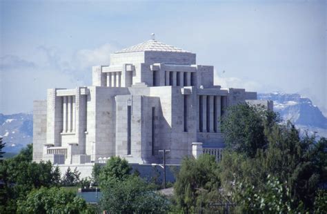 Historic LDS Architecture: A History of LDS Temple Architecture: Part 4 - The Building & the ...