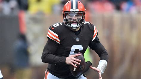 Browns' Baker Mayfield: Hurt shoulder 'new normal'; groin injury added