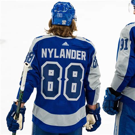 #88 William Nylander Game Worn Reverse Retro Jersey | Real Sports Auction