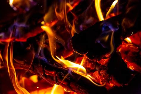 Fire flames background - Creative Commons Bilder
