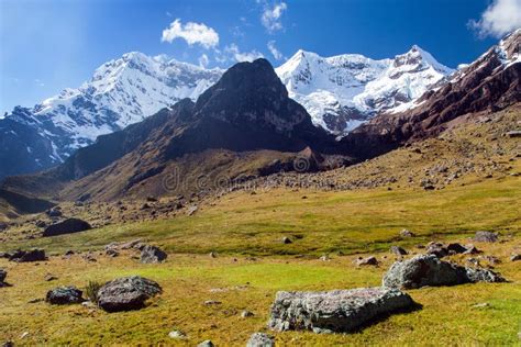 Ausangate Trek, Peruvian Andes Landscape Stock Photo - Image of peak, peru: 163670668