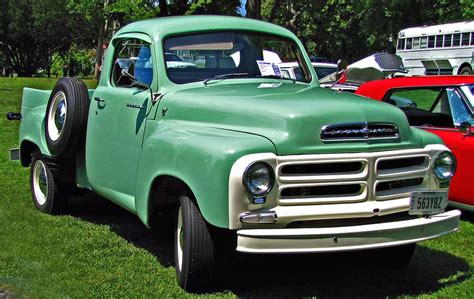 Studebaker E-series truck - Wikipedia