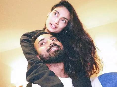 Athiya Shetty shares lovely pics wishing her husband KL Rahul on his birthday | Filmfare.com