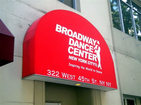 Straight to the Pointe: Broadway Dance Center’s Professional Semester: A Transformation in the ...