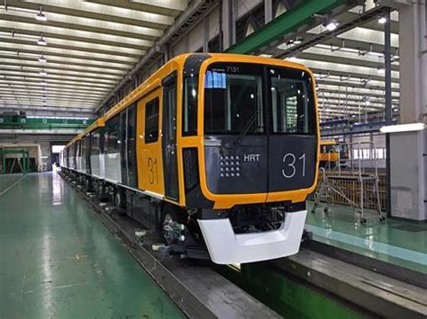 Hiroshima rubber-tyred light metro train delivered | Urban news | Railway Gazette International