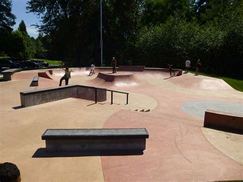 Seatac Skatepark - Skatedex