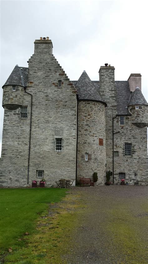 Barcaldine Castle - Explore the Beauty of Oban, Scotland