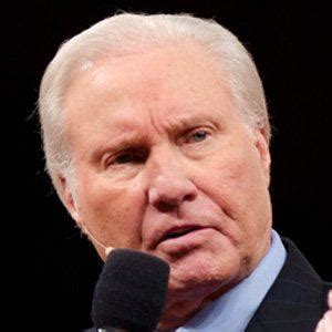 Jimmy Swaggart - Age, Family, Bio | Famous Birthdays