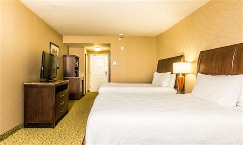 Hotel Suites in St. George, Utah - Hilton Garden Inn St. George Accommodations