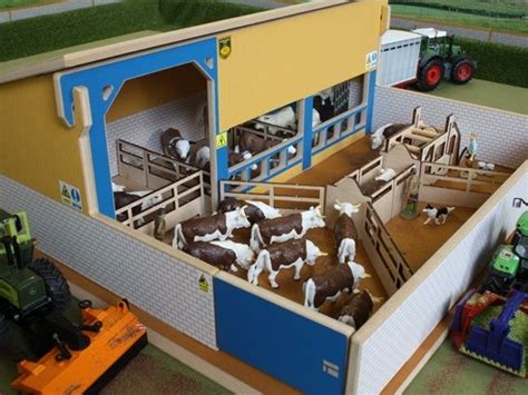 Brushwood Toys Cattle Handling Unit BT8700 Toy Cow Shed | Farm animal ...