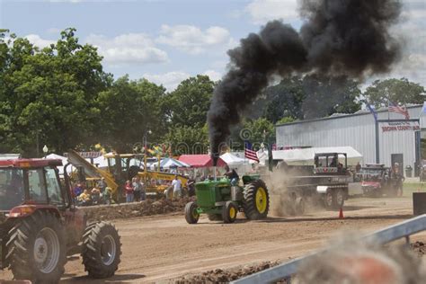 John Deere 6030 Tractor Pulling Editorial Stock Image - Image of ...