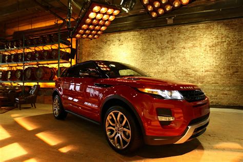 Uftring Auto Blog: Range Rover Evoque Lands In Peoria