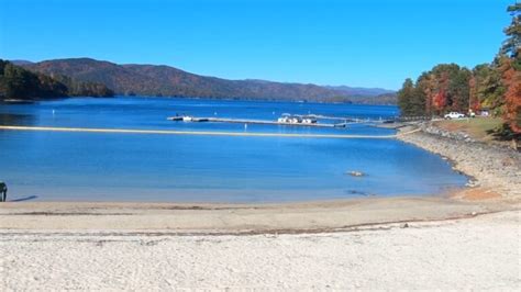 Camping at Lake Jocassee: The Best Campgrounds and More - Lake Access