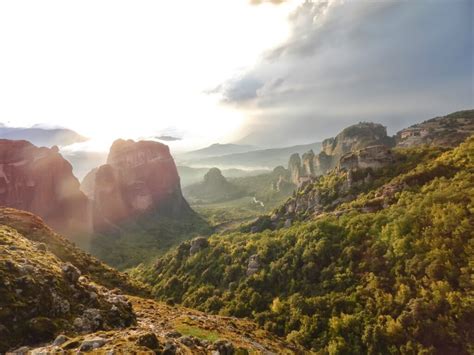 METEORA.com - Majestic Sunset on Meteora Rocks Tour