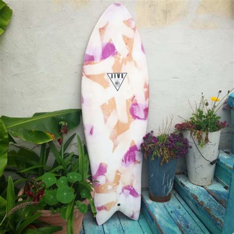 15 SURFBOARD BRANDS WITH EPIC STYLE