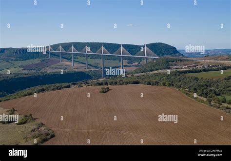 Aerial view, Viaduct de Millau, Tarn gorge valley, Aveyron, France Stock Photo - Alamy