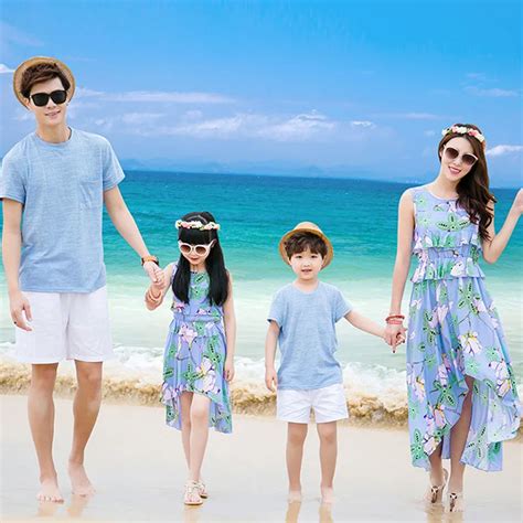 Outfits For Summer Family Pictures - Photos