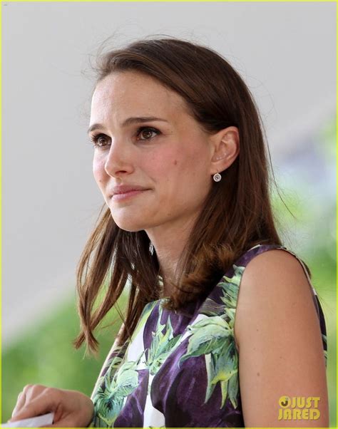 Full Sized Photo of natalie portman harvard speech 08 | Photo 3379674 ...