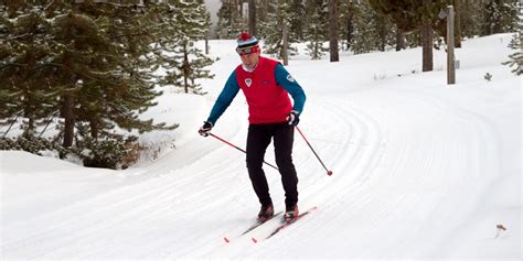 How to Cross-Country Ski : A Beginner's Guide to Classic XC Skiing | Cross country skiing, Cross ...