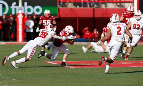 Wisconsin-Nebraska highlights the need for better tackling in space