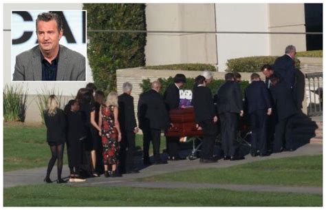 Matthew Perry Laid To Rest At Funeral Attended By Friends Cast Perez | Hot Sex Picture