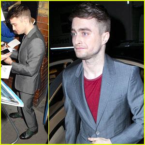 Daniel Radcliffe Talks ‘Cripple of Inishmaan’ | Daniel Radcliffe | Just ...