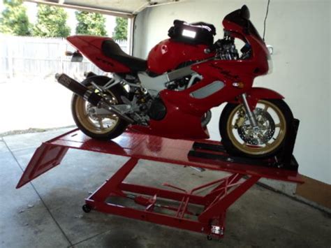 Anyone buy a Harbor Freight Motorcycle Lift - SuperHawk Forum