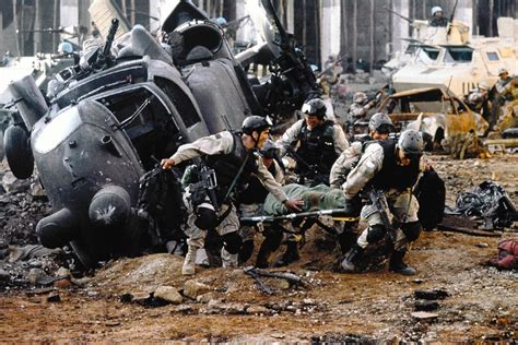 "Black Hawk Down" movie still, 2001. | Black hawk down, Mogadishu, Battle of mogadishu