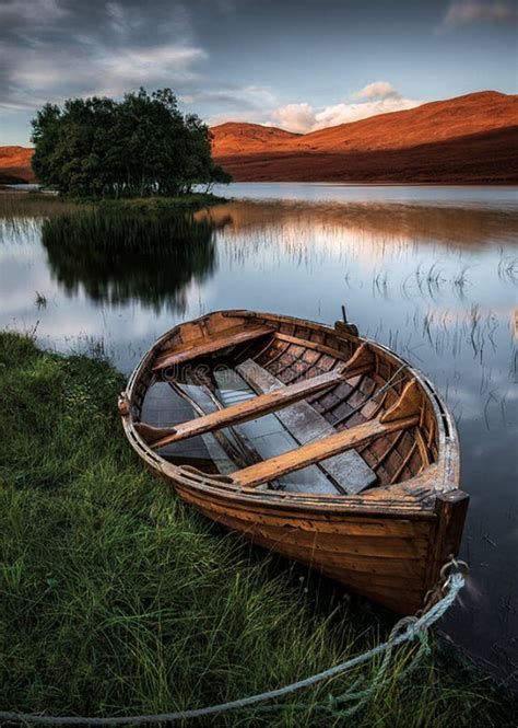 Wooden Row Boat On The Lake Stock Photo - Image of calm, peace: 82684524