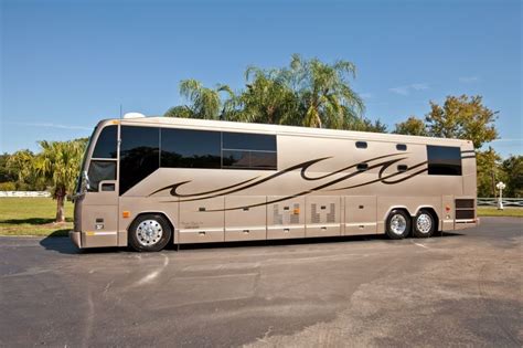 Prevost Luxury Motorhomes Images | Crazy Gallery | Luxury motorhomes, Motorhome, Prevost coach