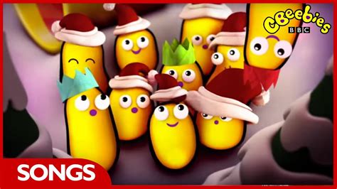 CBeebies: Christmas Sing-a-long 2015 - YouTube