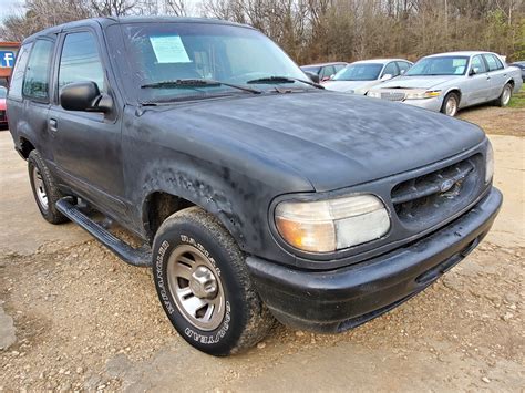 2000 Ford Explorer Sport 2-Door 2WD