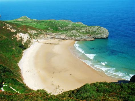 Playa de Ballota. LLanes - Playas de Asturias