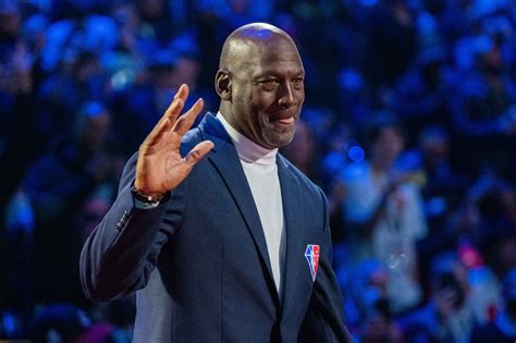 UNC Basketball: Michael Jordan sends message to 2023 graduates