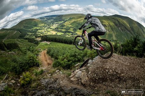 Practice Photo Epic: Red Bull Hardline 2023 - Pinkbike