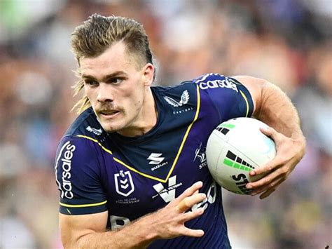 “Broke in 10 places”: Storm reveal brutal extent of Papenhuyzen injury