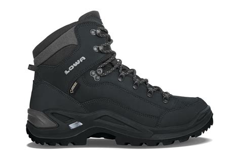 The Best Winter Hiking Boots of 2023 | SAIL Blog