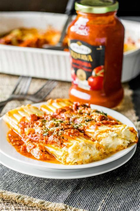 Easy Cheesy Manicotti - Homemade Hooplah