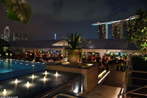 Lantern - rooftop bar at Fullerton Bay Hotel - Singapore - Asia Bars & Restaurants