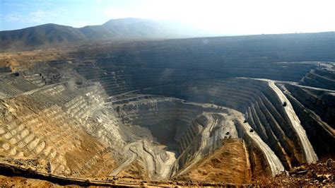 Gold giant Newmont reaches deal with striking workers at its third-biggest mine - Denver ...