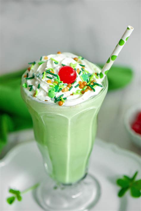 Homemade Shamrock Shake - Nibbles and Feasts