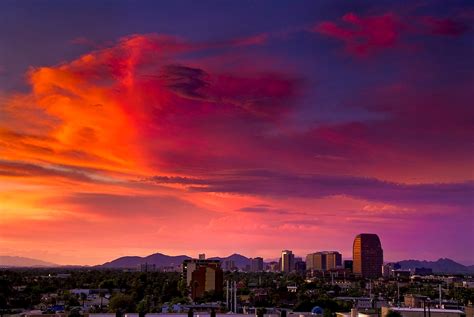 Phoenix Sunset : Scottsdale Daily Photo: Phoenix Skyline at Sunset : Follow phil phoenix to ...