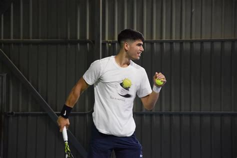 Carlos Alcaraz Prepares for ATP Finals After Disappointing Paris-Bercy ...